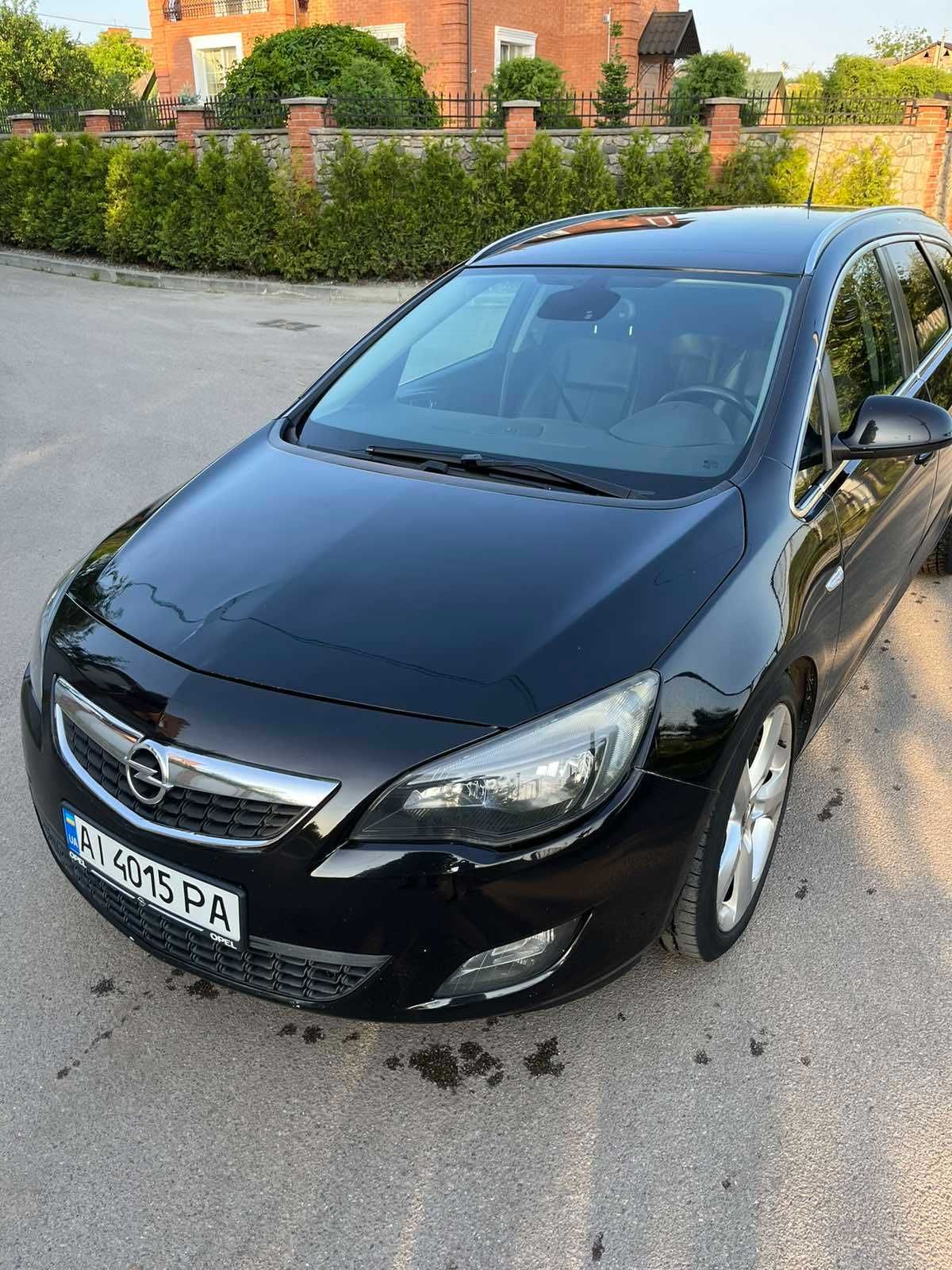 Opel Astra J 2.0 TDI Sport