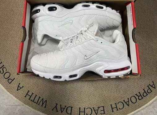 Buty Trampk Nike Air Max TN Plus White R.41