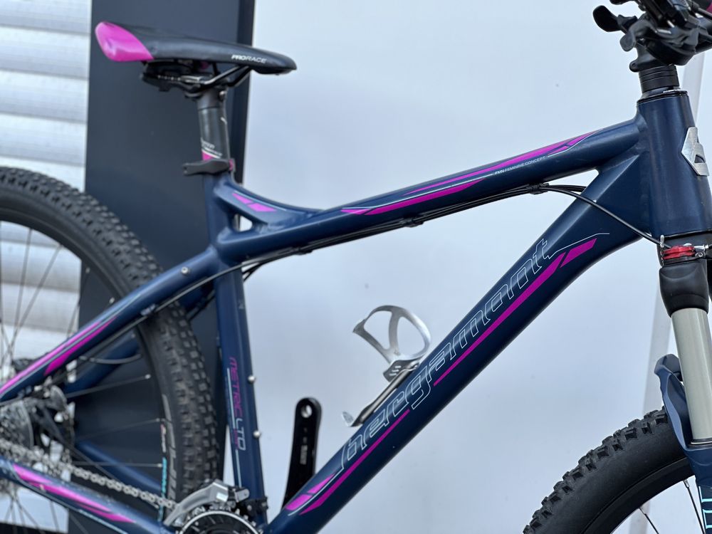 Велосипед Bergamont METRIC LTD FMN 27.5"  (47cm)