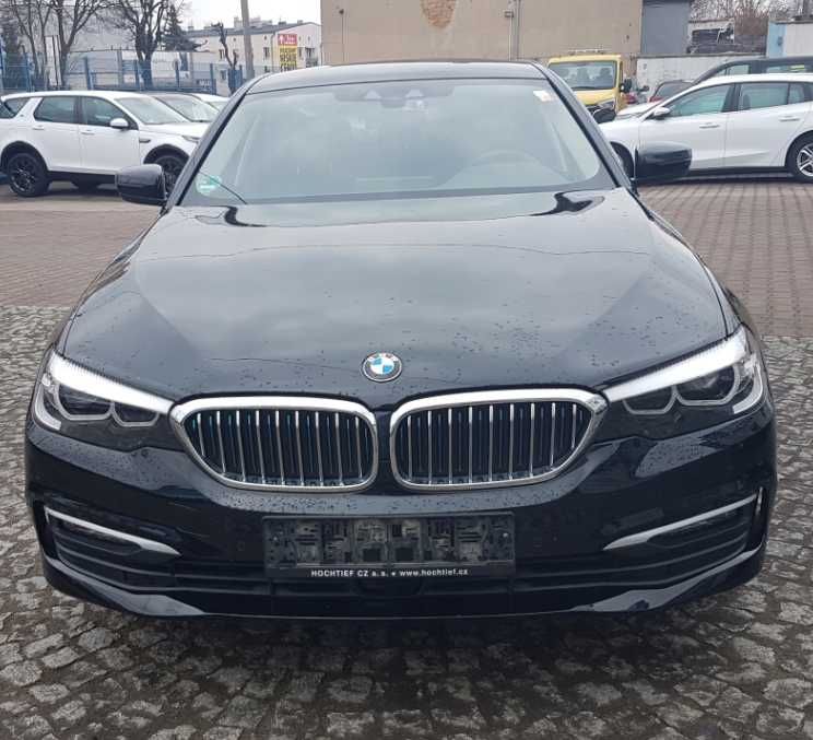 Разборка BMW 5 530e бампер комплектний