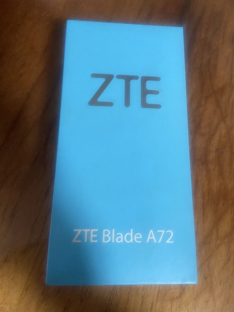 Телефон ZTE A72  б/в непрацює