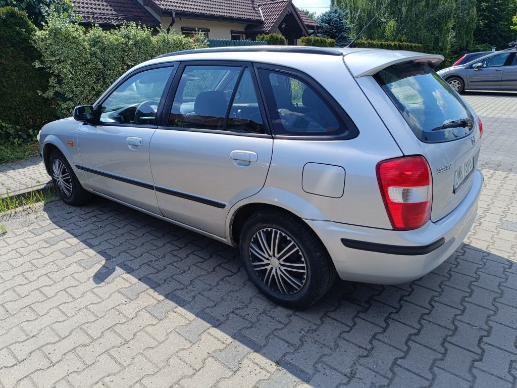 Mazda 323f 1.5 88KM