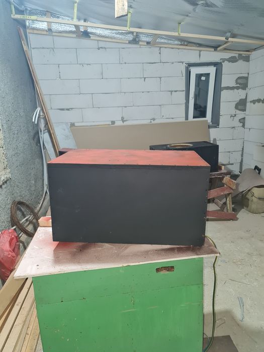 Продам готовий короб для сабвуфера