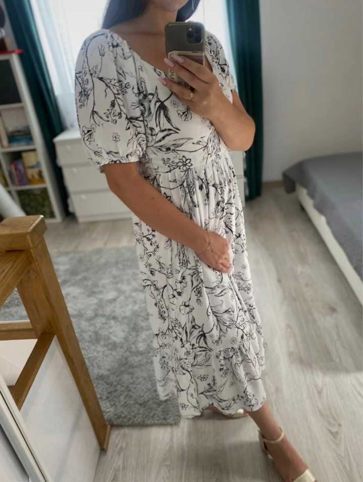 Reserved sliczna biala sukienka w kwiaty z wiskozy M