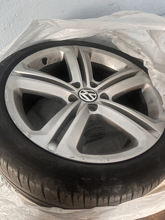 Диски R18 з літньою гуммою