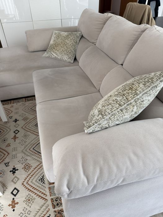 Sofa de cor creme