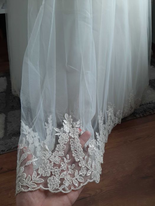 Suknia ślubna kolor śmietanka