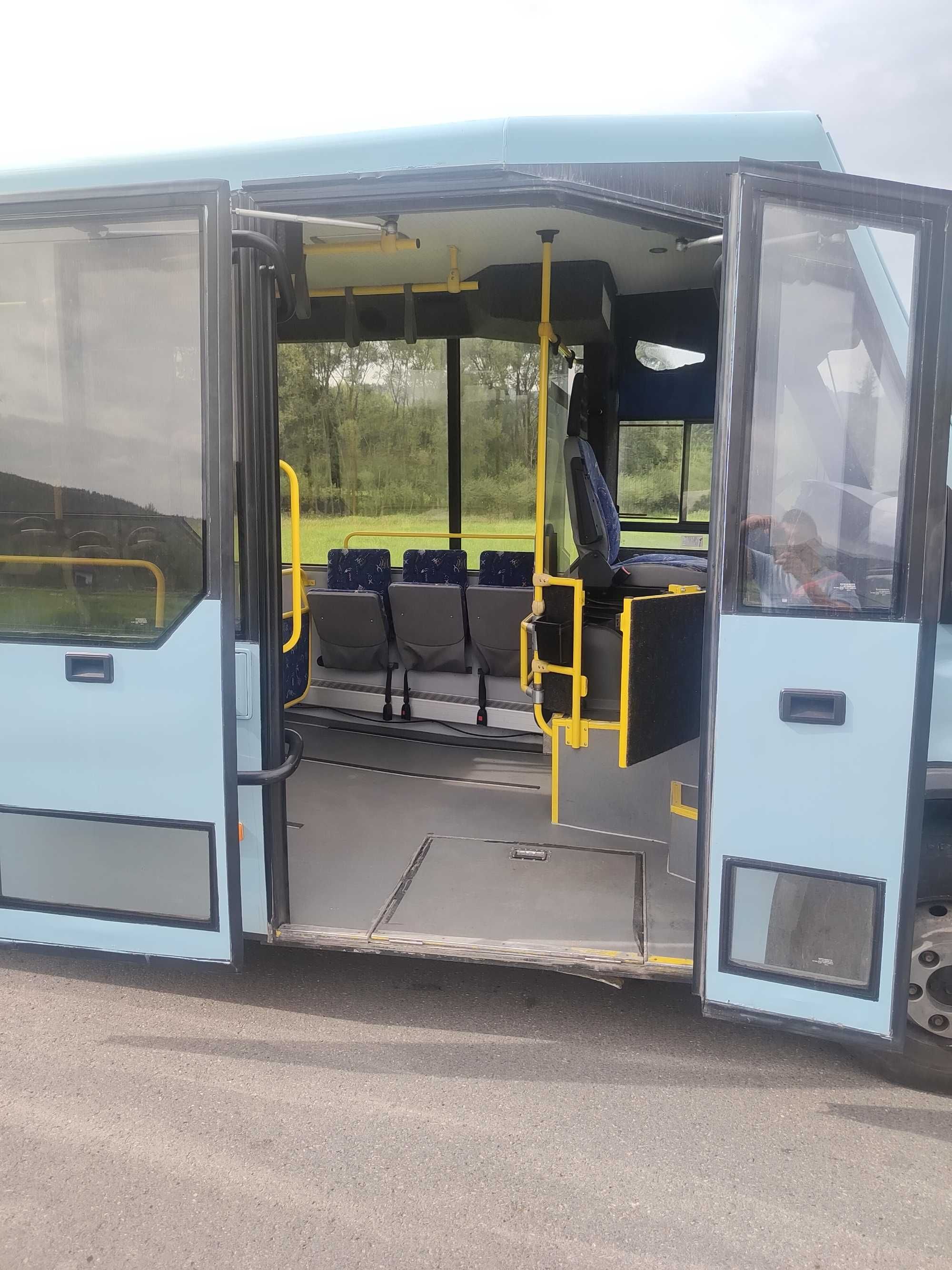 Iveco daily 65C17 niska podłoga kratownica z nierdzewki.