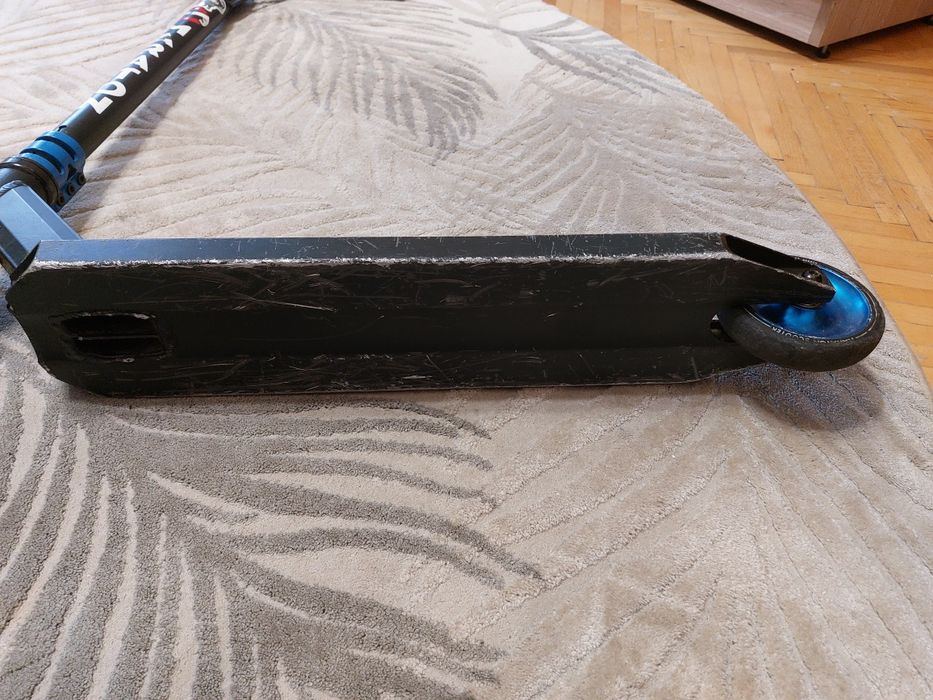 Скейт трюковий в гарному стані