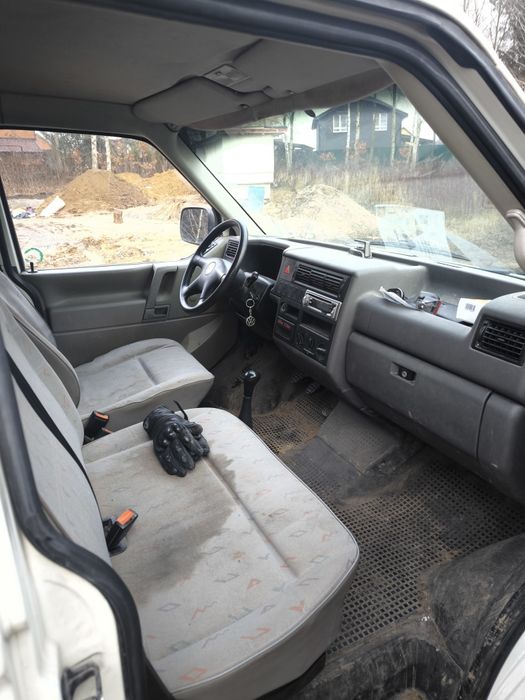 Продам т-4.Груз-пас. 2001.р.  2.5 дизель