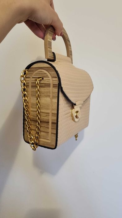 Torebka Mini Patent Beige beżowa lakierowana