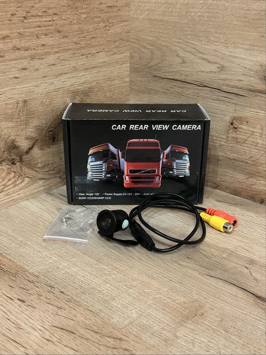 Камера в авто универсальная бабочка