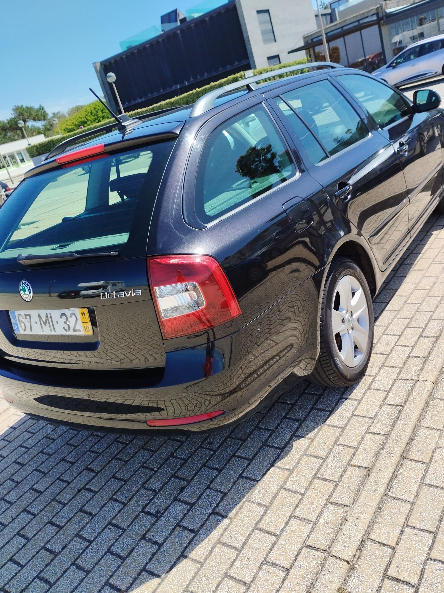 Skoda Octavia carrinha 2011