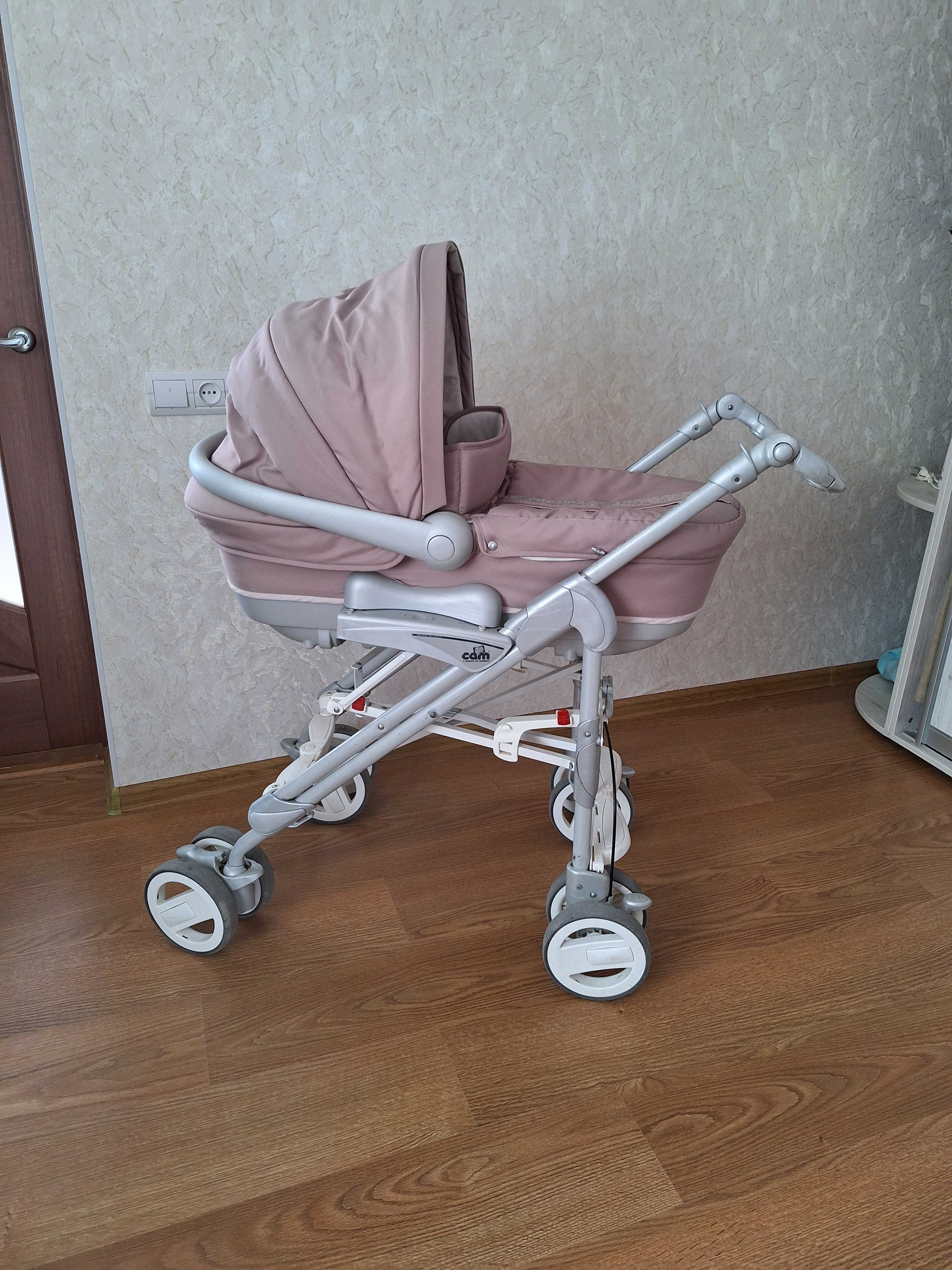 Коляска 2 в 1 в хорошем состоянии