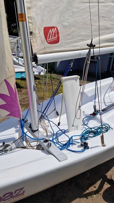 Łódź żaglowa żaglówka Topper Topaz Tres 3,86m + wózek slipowy (1)