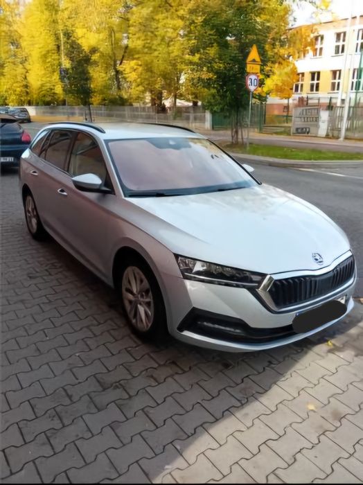 Skoda Octavia 1.5 2022 benzyna kombi