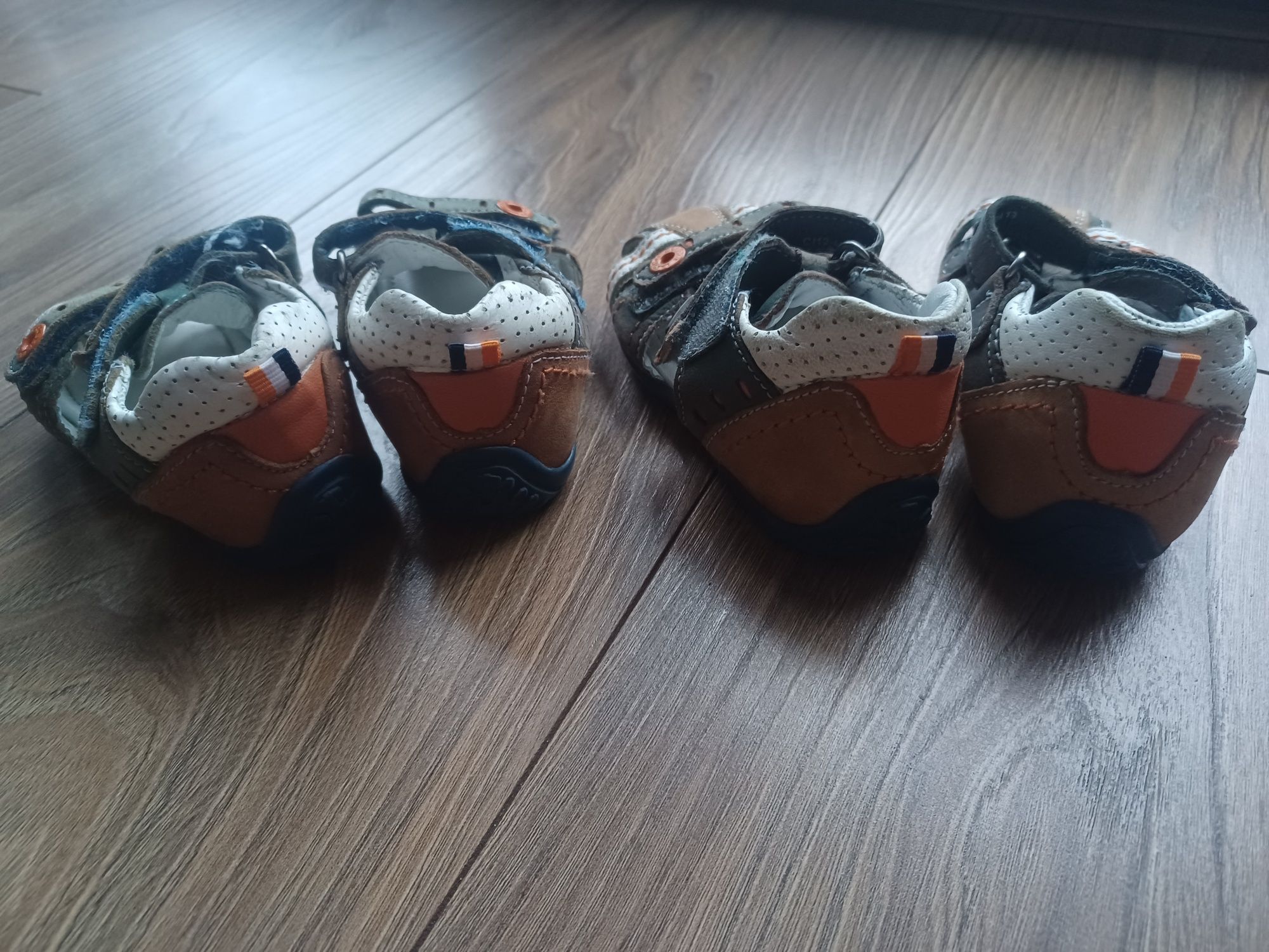 Sandałki dzieciece 2 pary