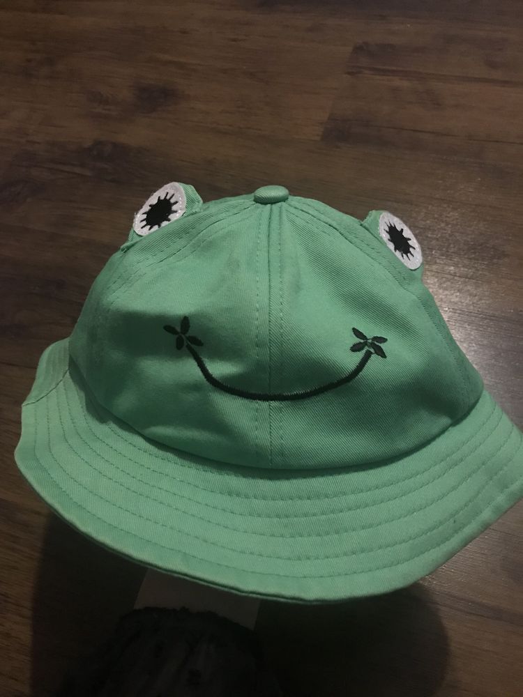 zielona żabka czapeczka bucket hat