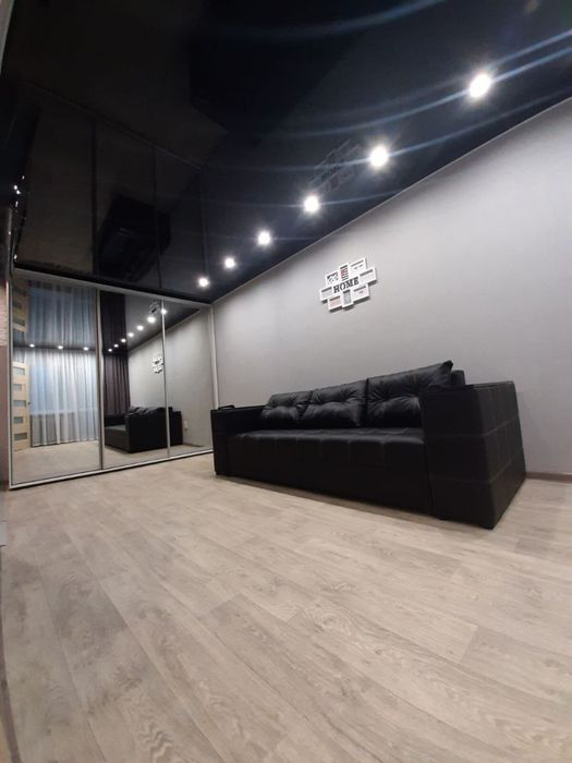 Сдается 1к квартира в центре.