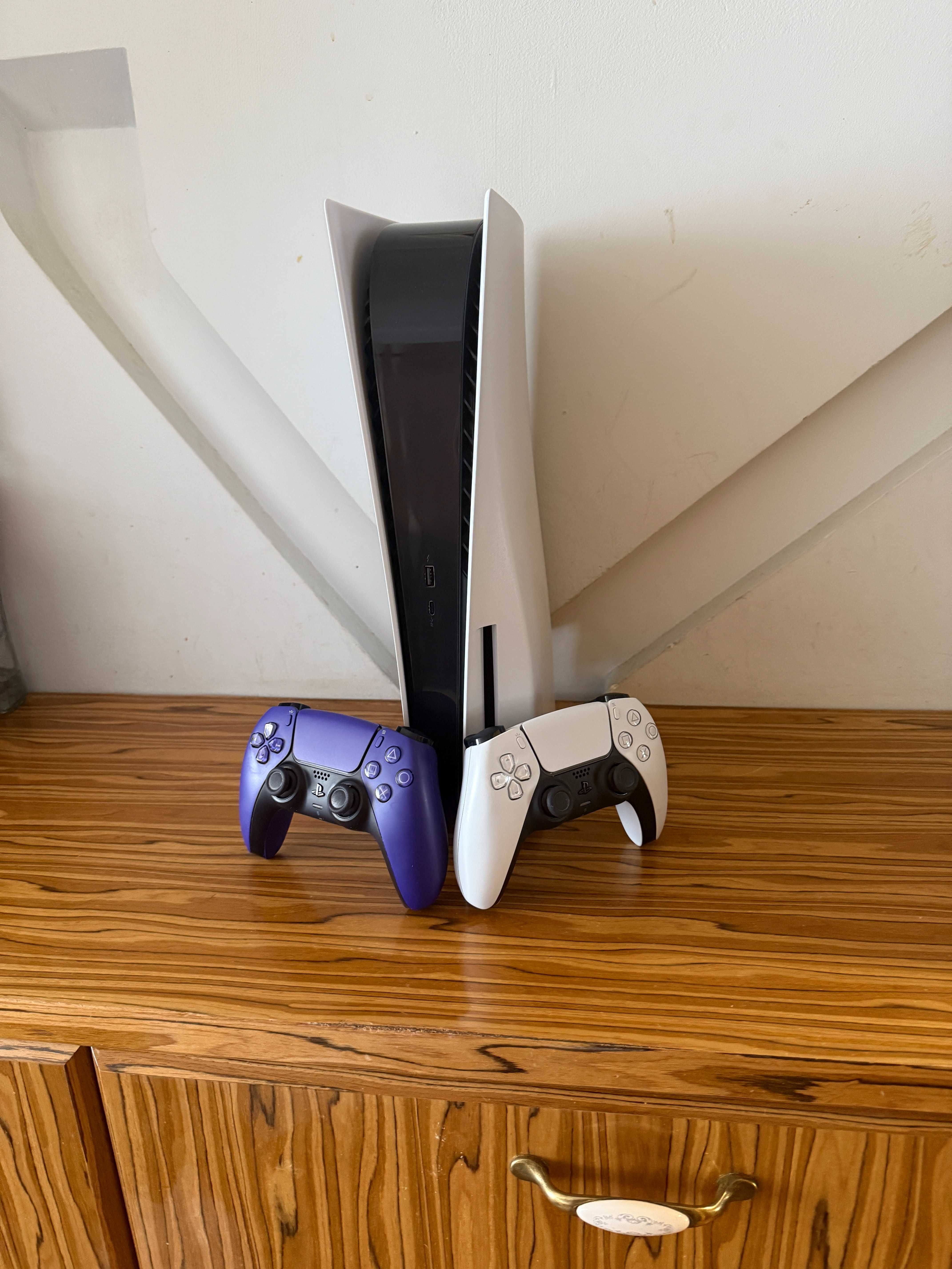 [PS5] Konsola SONY PlayStation 5 z napędem + 2 Pady