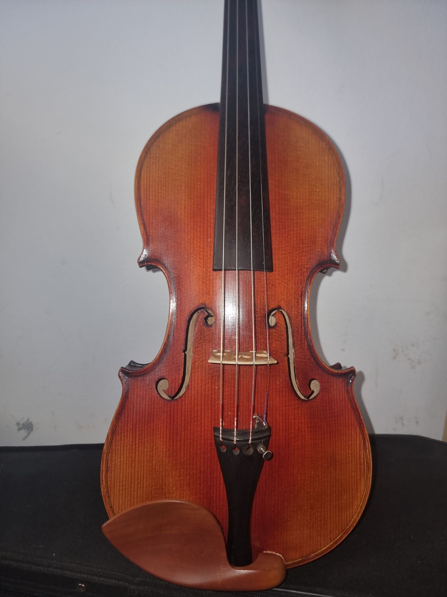 Vendo violino Alemão 4/4