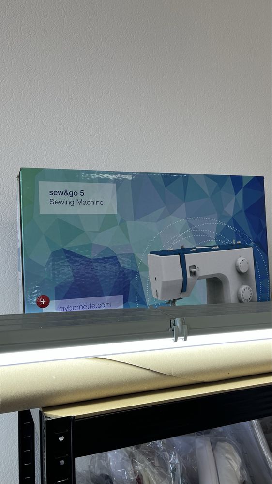 Швейна машина Bernina Bernette Sew&Go 5