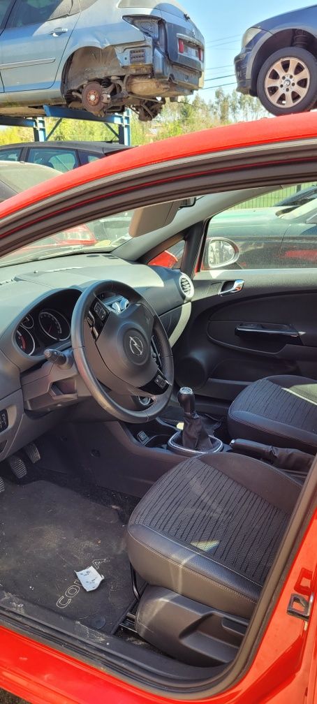 Opel corsa D 1.3 cdti 2014