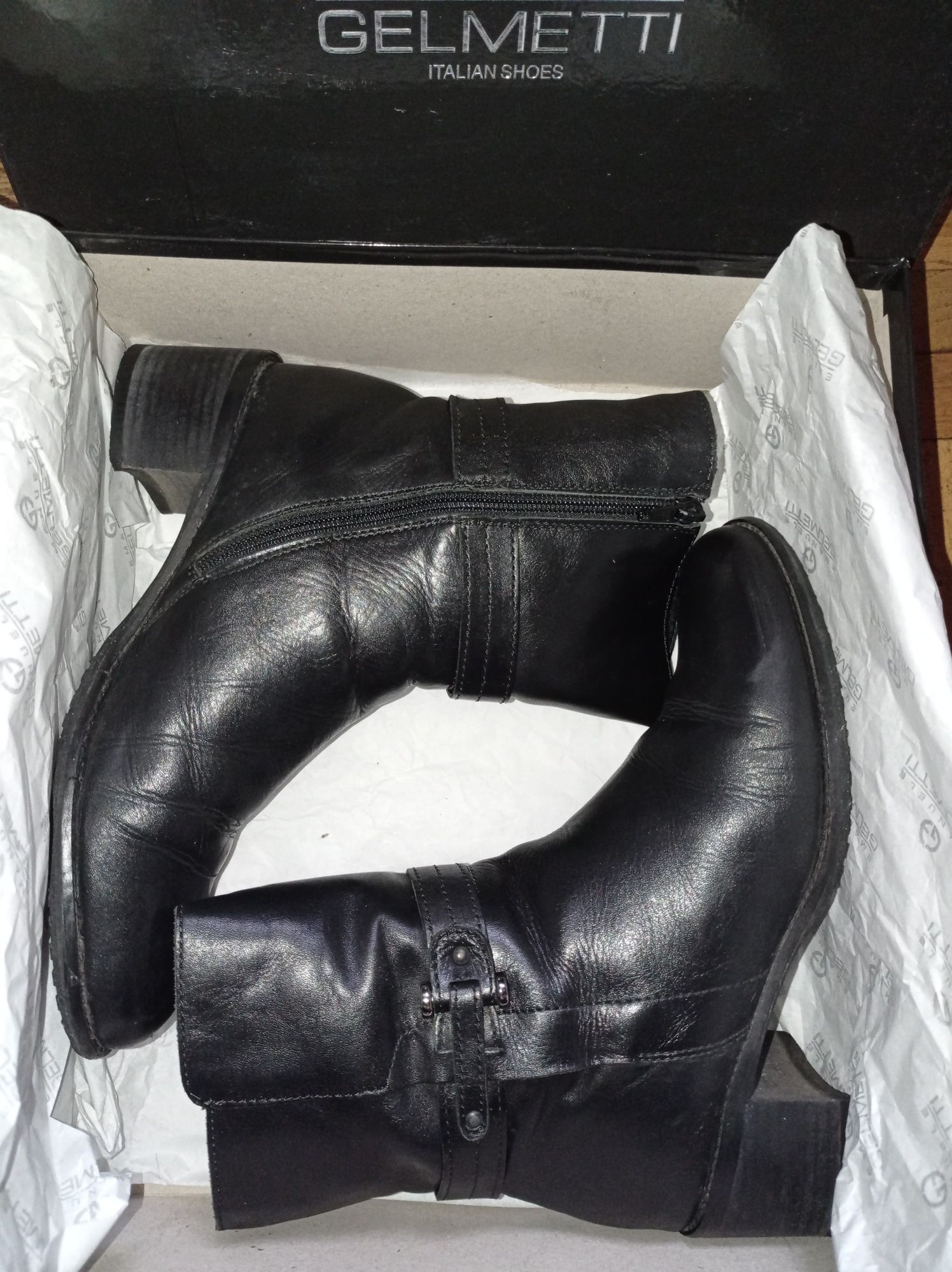 Полусапожки ботинки Gelmetti, р.37, 24 см,Италия,черные,кожа,мех натур