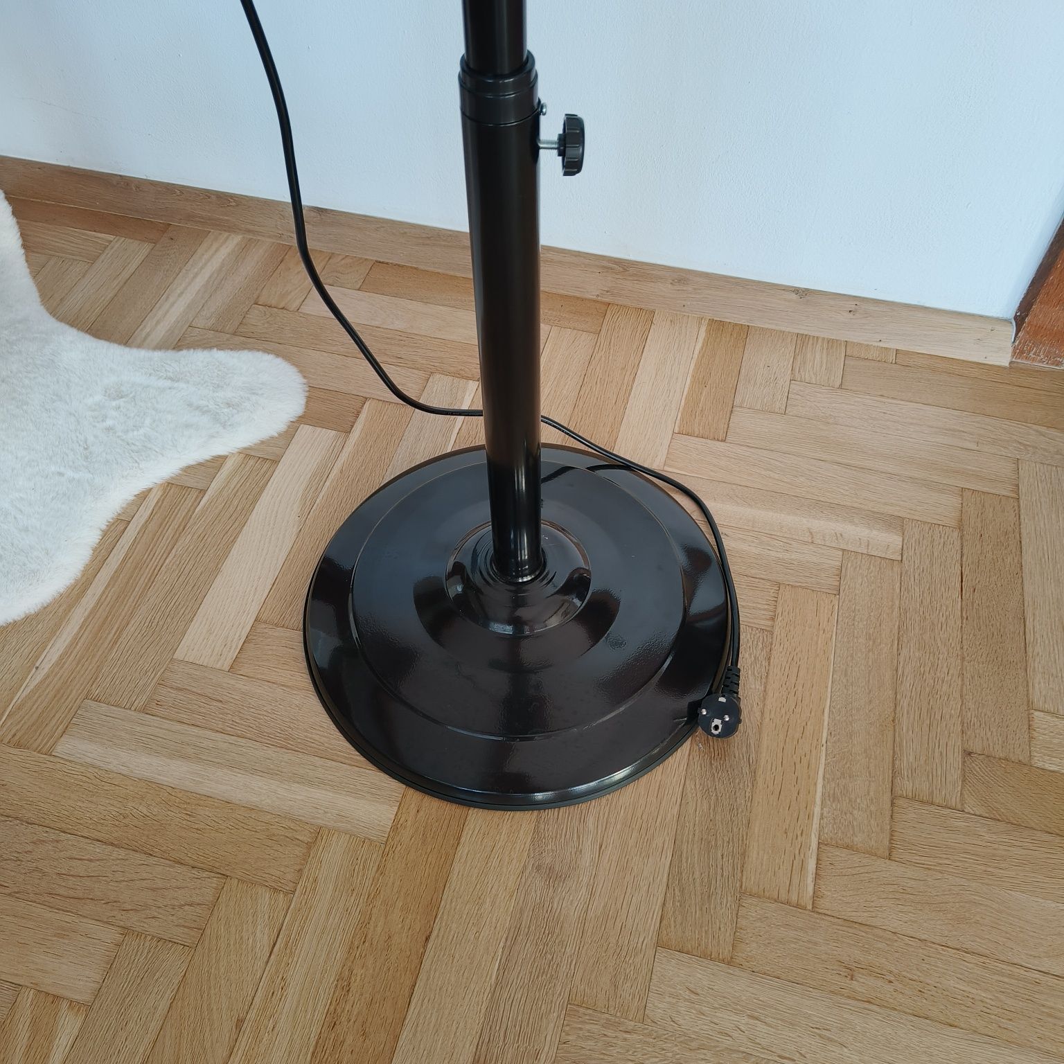 Wentylator podłogowy.