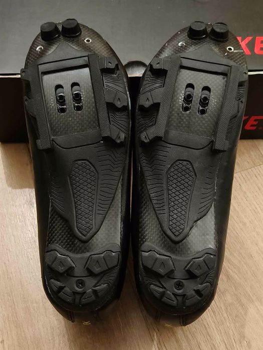 Sapatos de MTB Lake MX332 Supercross Carbon "Termo-moldáveis"