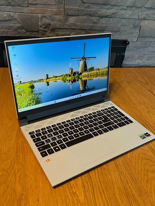 Laptop Dell G15 5515 Ryzen 5 / 16GB /SSD 512GB / RTX 3050 15,6 Win 11