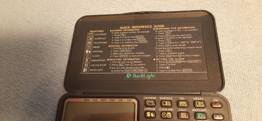 Notatnik elektroniczny SHARP