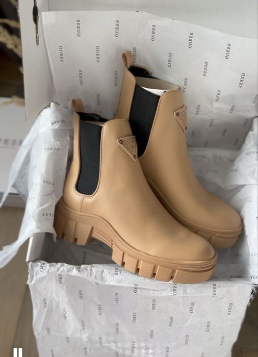 Жіночі черевики челсі ботінки оригінал Guess US 9,5 36, 40 розмір