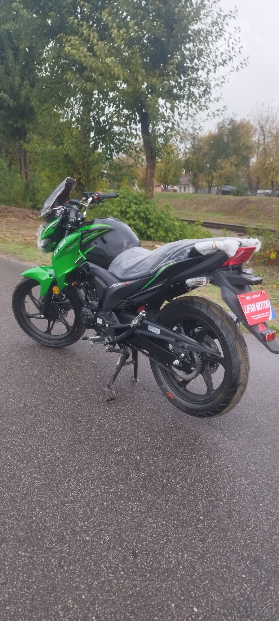 Мотоцикл Lifan KP200 (Lifan Irokez)Лифан Ирокез червоний, жовтий, чорн
