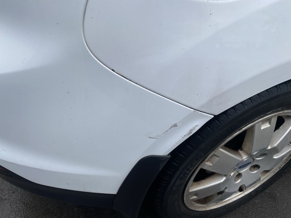 Форд фокус 14 рік 1.0