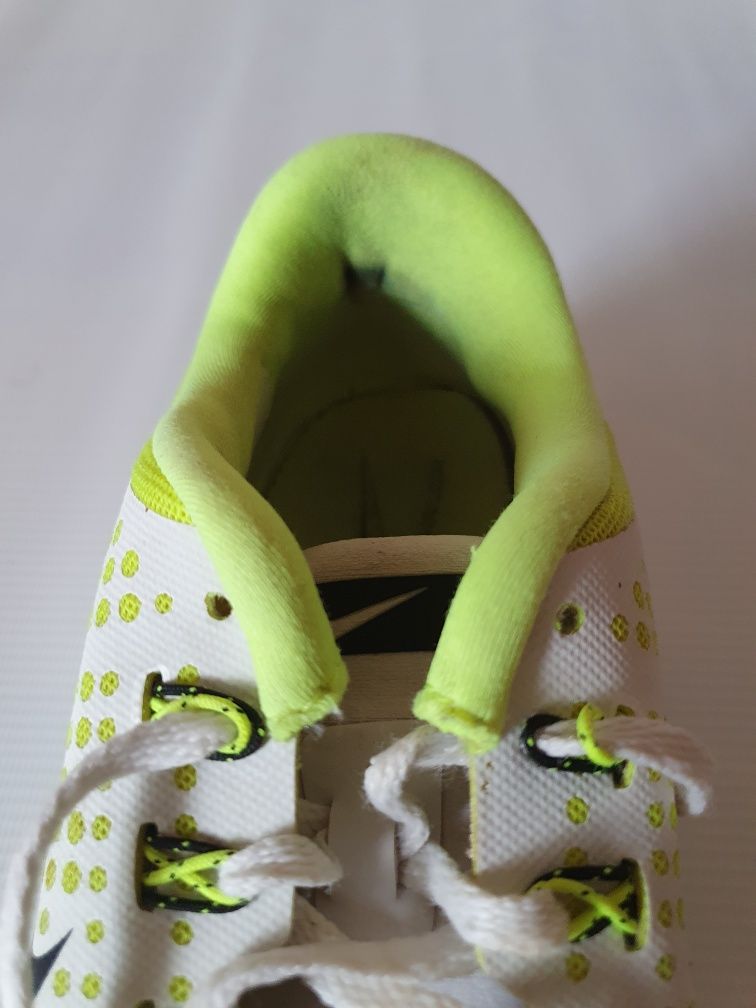 Oryginalne buty firmy Nike Lunarlon r. 37,5