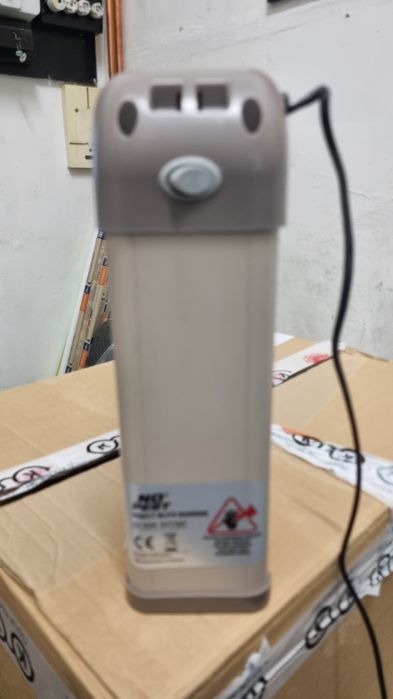 Lampa owadobójcza jak nowa .