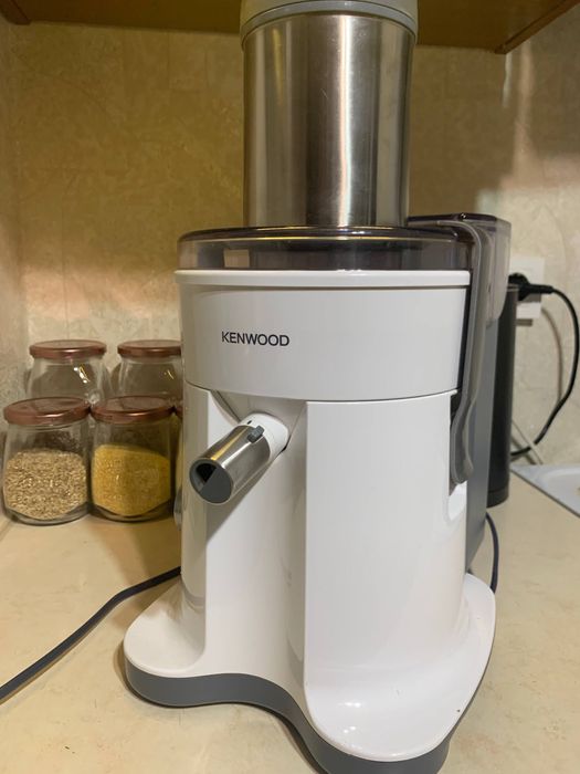 Соковыжималка KENWOOD JE730