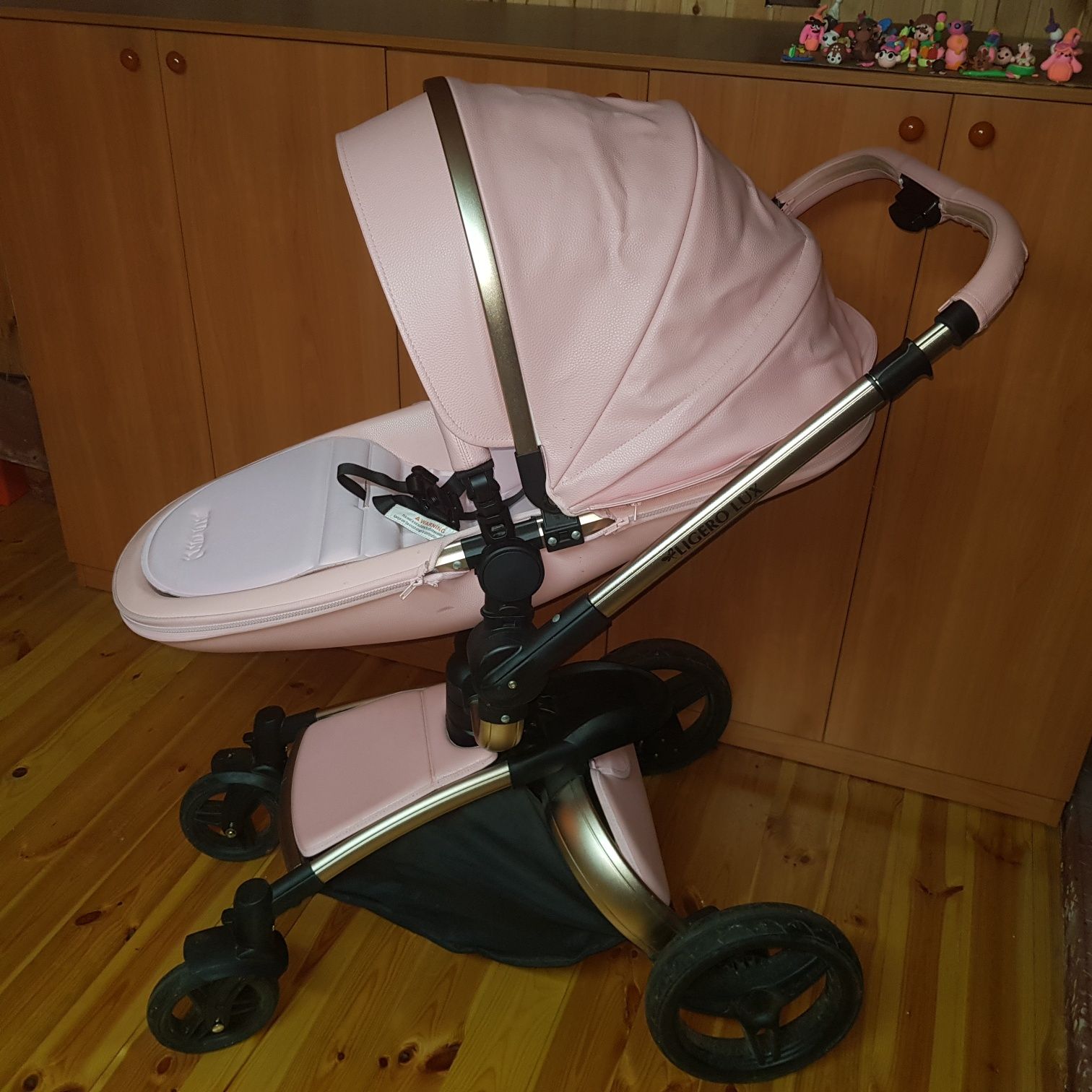 Продам коляску дитячу Ligero-Lux рожеву 3 в 1!