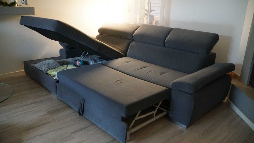 Narożnik - piękny kolor, rozkładany z funkcją spania, stan super