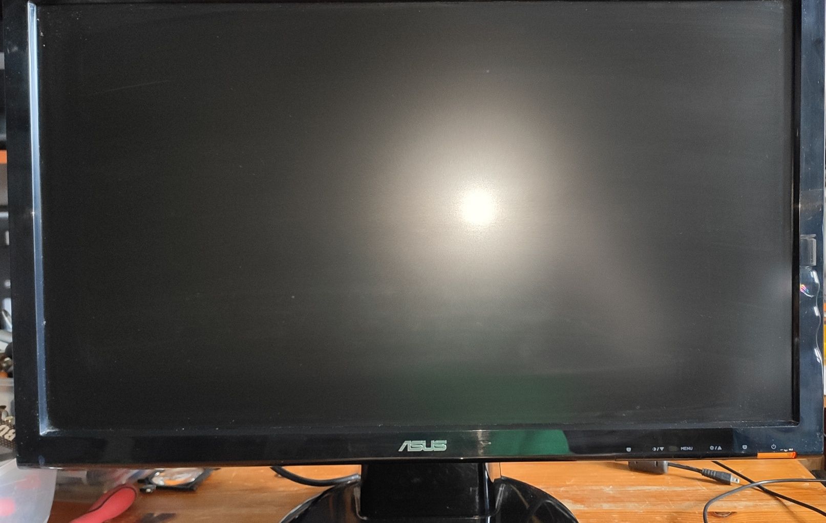monitor asus 22 cale
