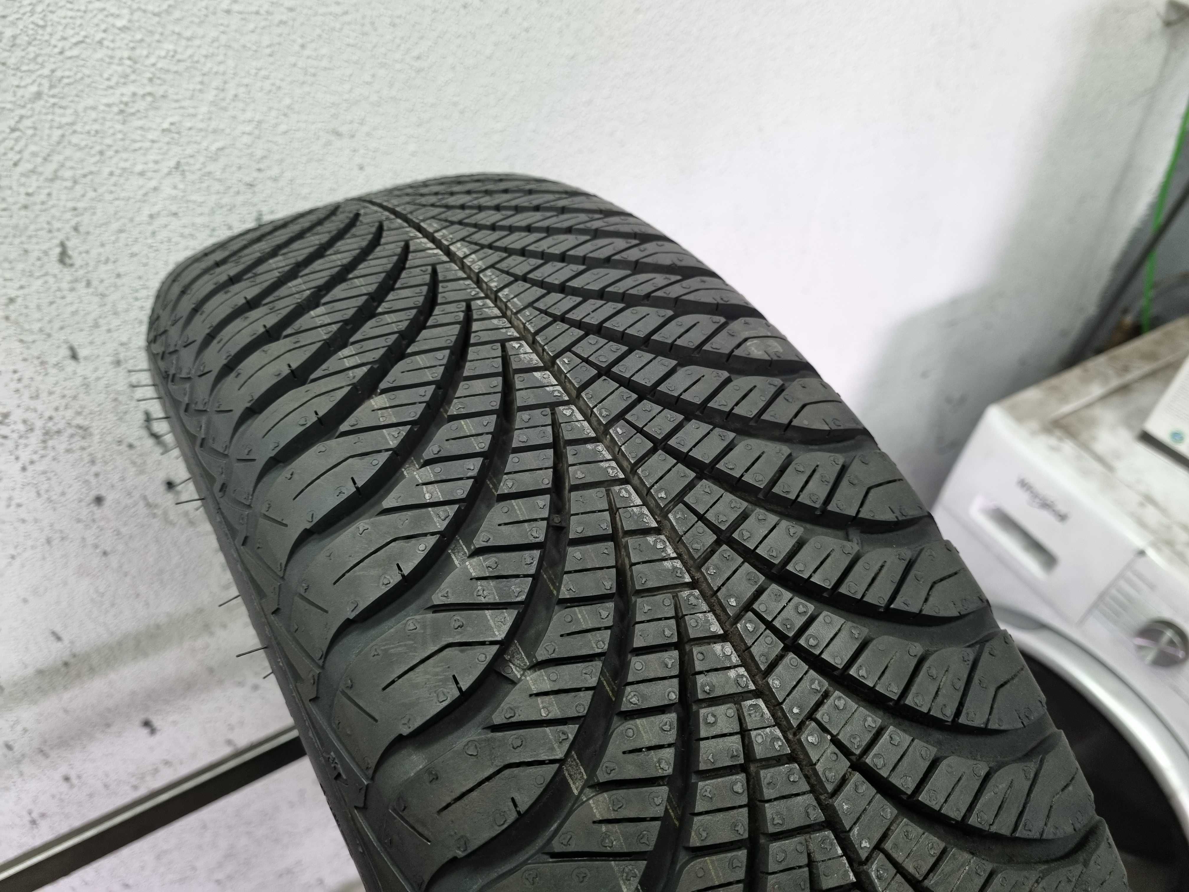 195/65/15 95H Goodyear Vector 4season Gen-2 D.0517