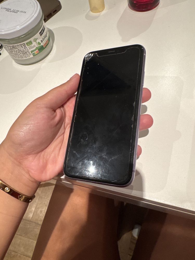 Iphone 11 em perfeitas condições