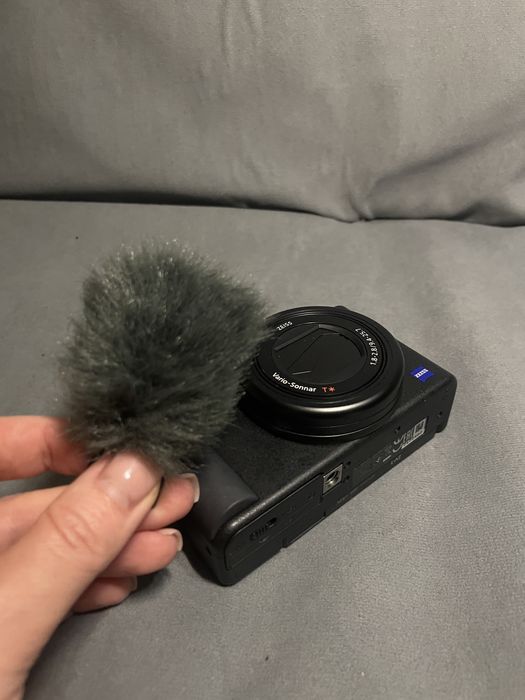 Блогерська камера/фотоапарат SONY ZV-1