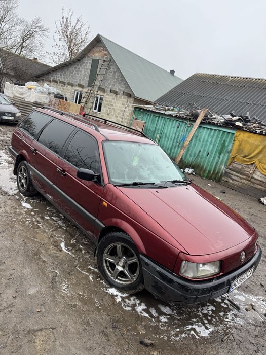 В продажі пасат б 3 в хорошому стані