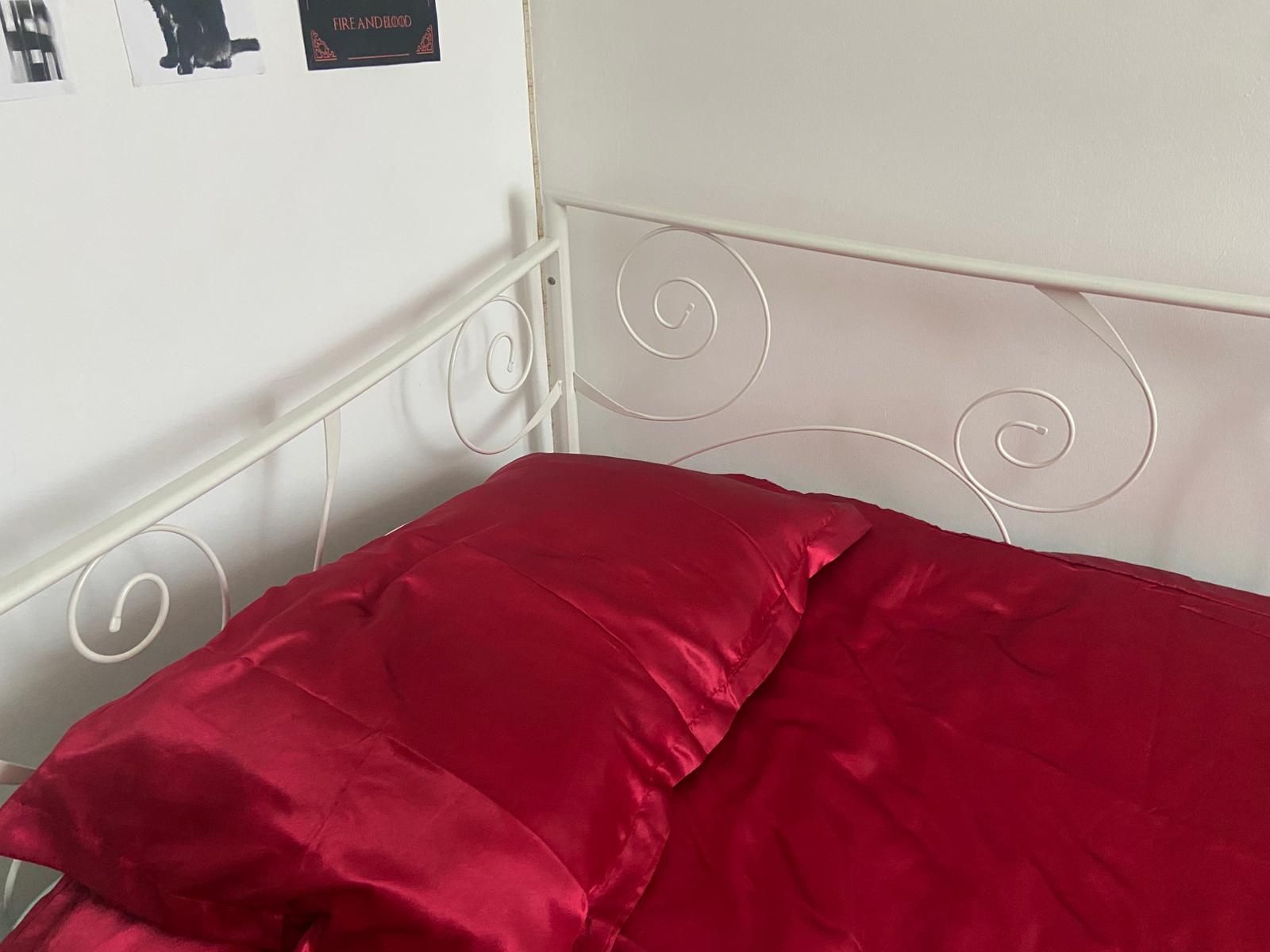 Cama solteiro com estrado