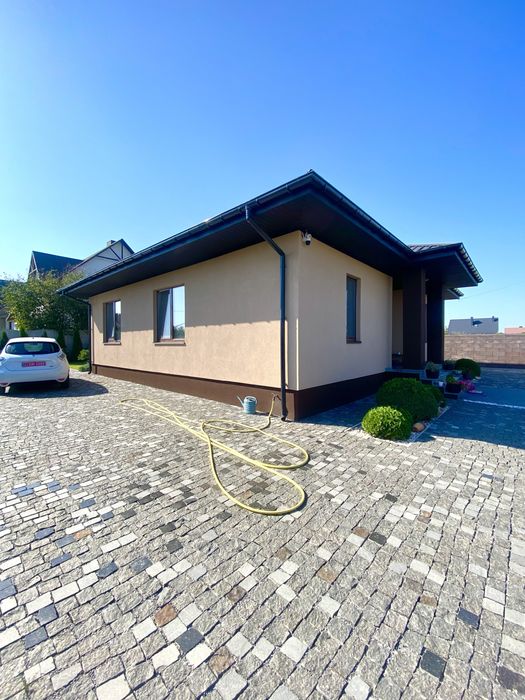 Продаж добротного будинку з ремонтом