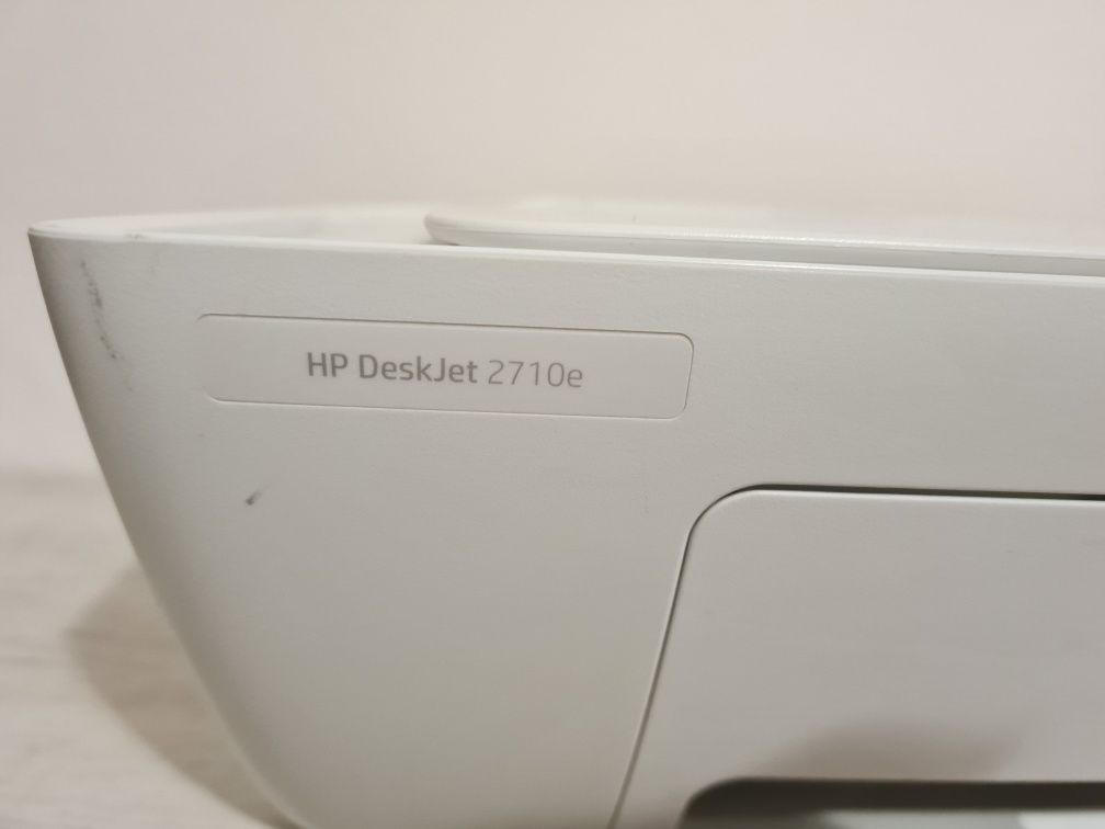 Drukarka atramentowa HP deskjet 2710e jak nowa
