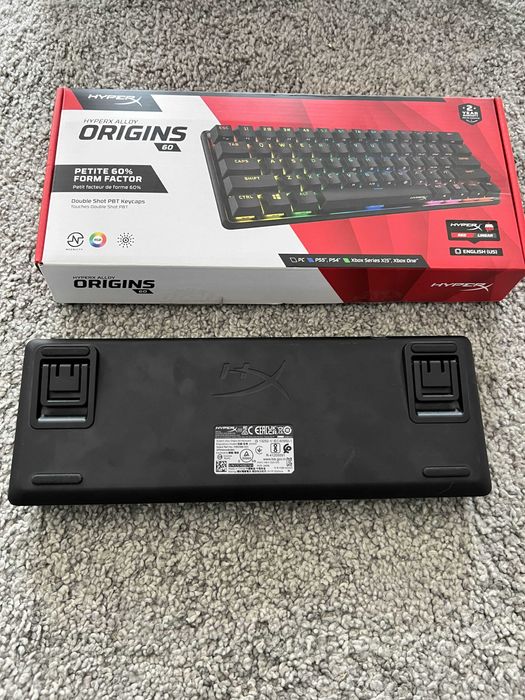 Teclado Mecânico HyperX Alloy Origins 60 RGB Gaming US Red Switches