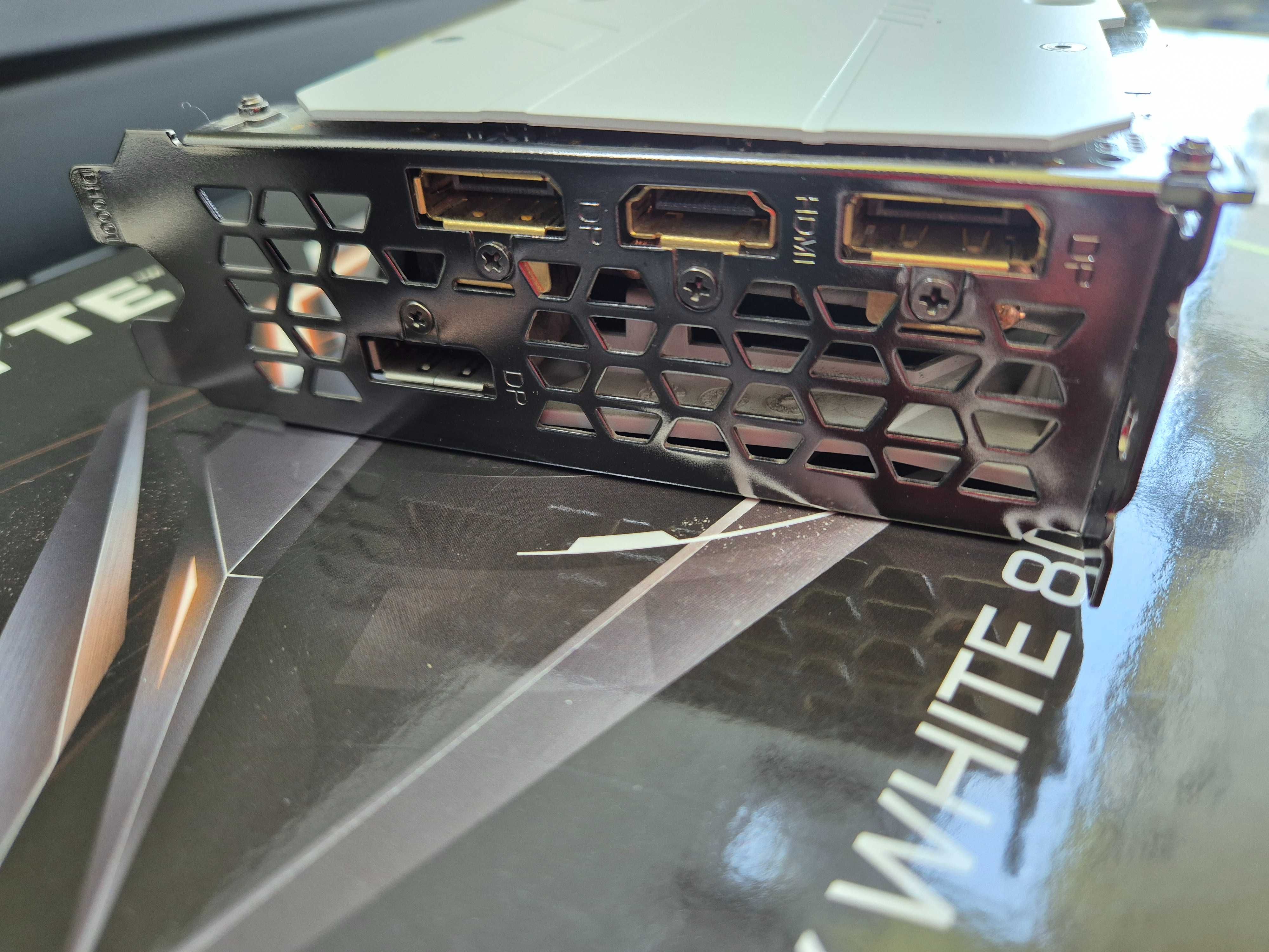 RTX 2060 SUPER Gaming OC White 8GB – jak nowa + pudełko